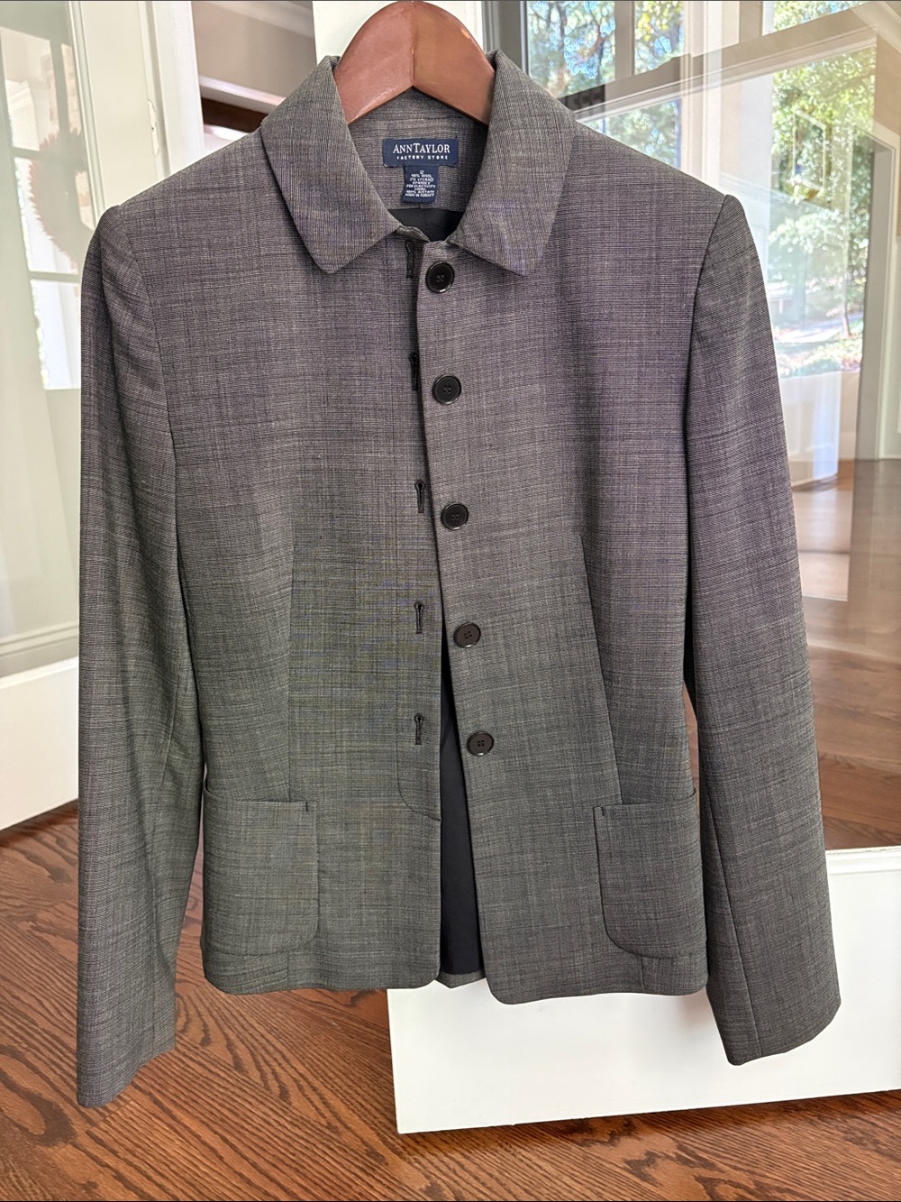 Ann Taylor factory women Black Gray Blazer Jacket size 2